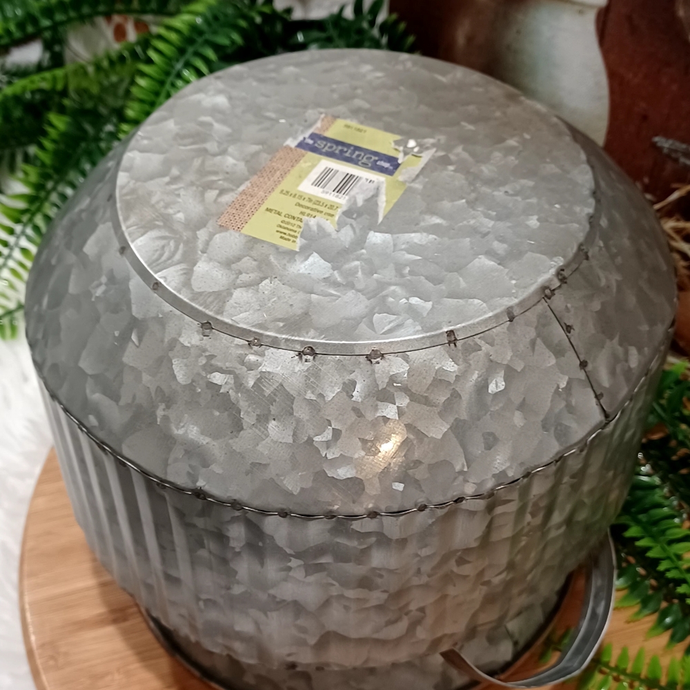 Galvanized Decorative Metal Planter - Picture 6 of 6